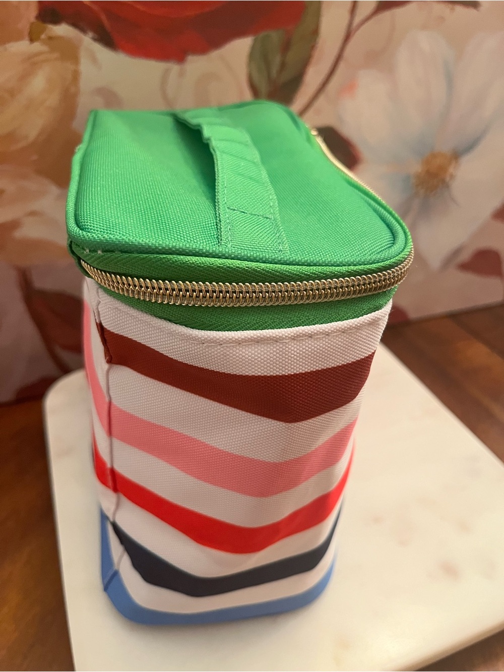 kate spade Multicolor Adventure Stripe Lunch Tote w/Insulated Interior (NWT) - Picture 6 of 12